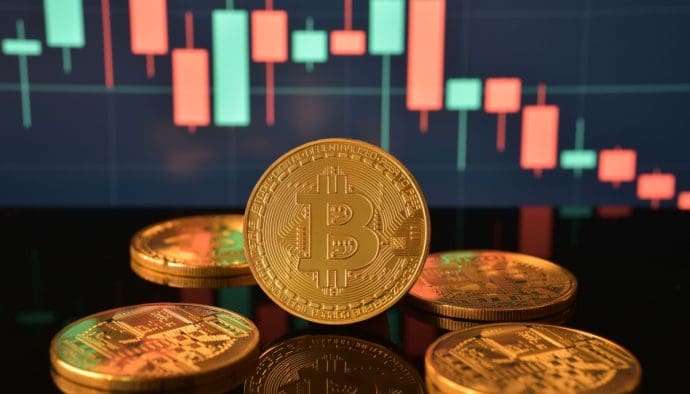 Panik unter den Bitcoinern: Langzeitbesitzer stoßen massenhaft ab