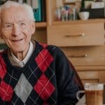 98-jähriger Mann wird Millionär = nach 70-jährigem