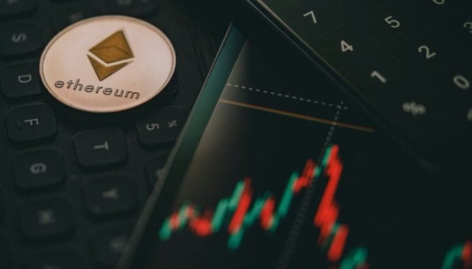 Ethereum steigt stärker als Bitcoin: „$5.000 in Reichweite“