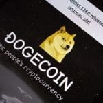 Der Kurs des Dogecoin fällt plötzlich um 11%, woran liegt das?