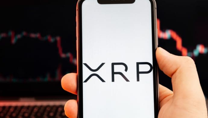 Doppelter Schlag für XRP: Das Interesse sinkt, während der Kurs stark fällt